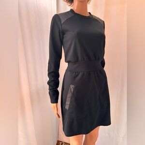 Merrell Black Long-Sleeve Sporty Dress with Pockets